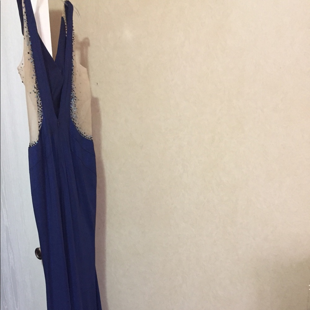 Faviana Glamour Prom Dress - Picture 2 of 3